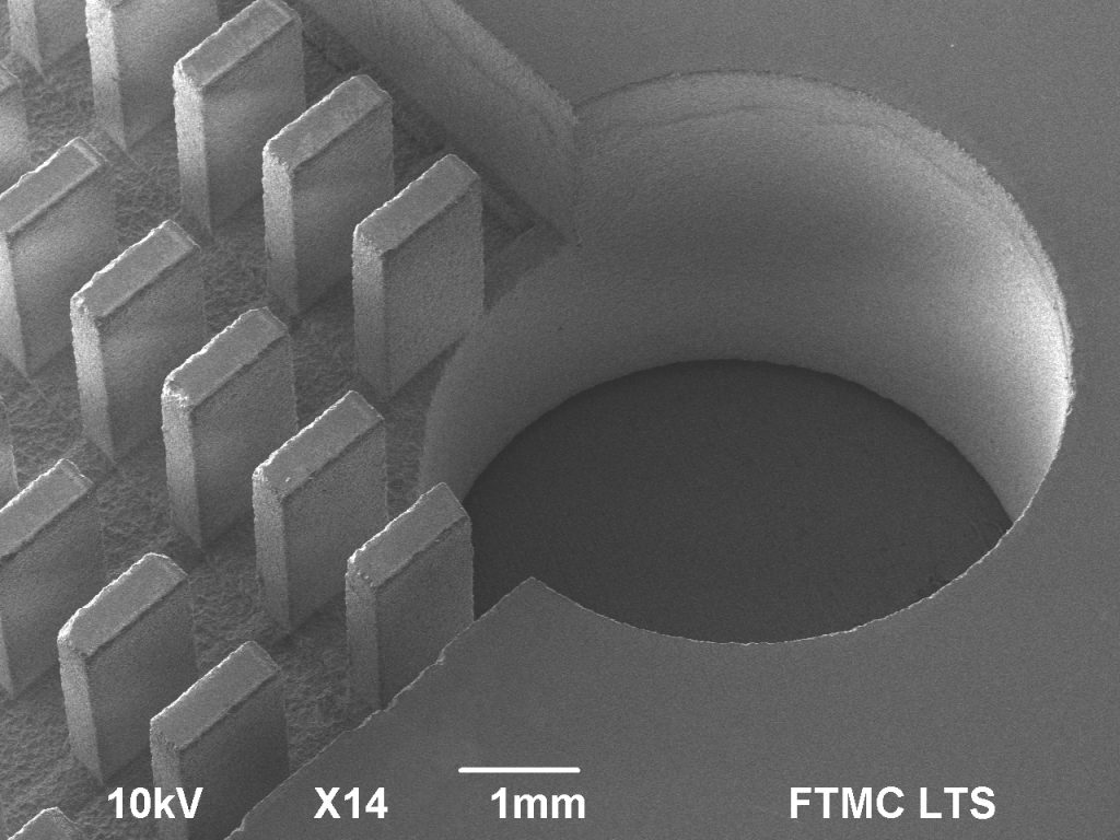 LAZERINIO MIKROAPDIRBIMO TECHNOLOGIJŲ LABORATORIJA